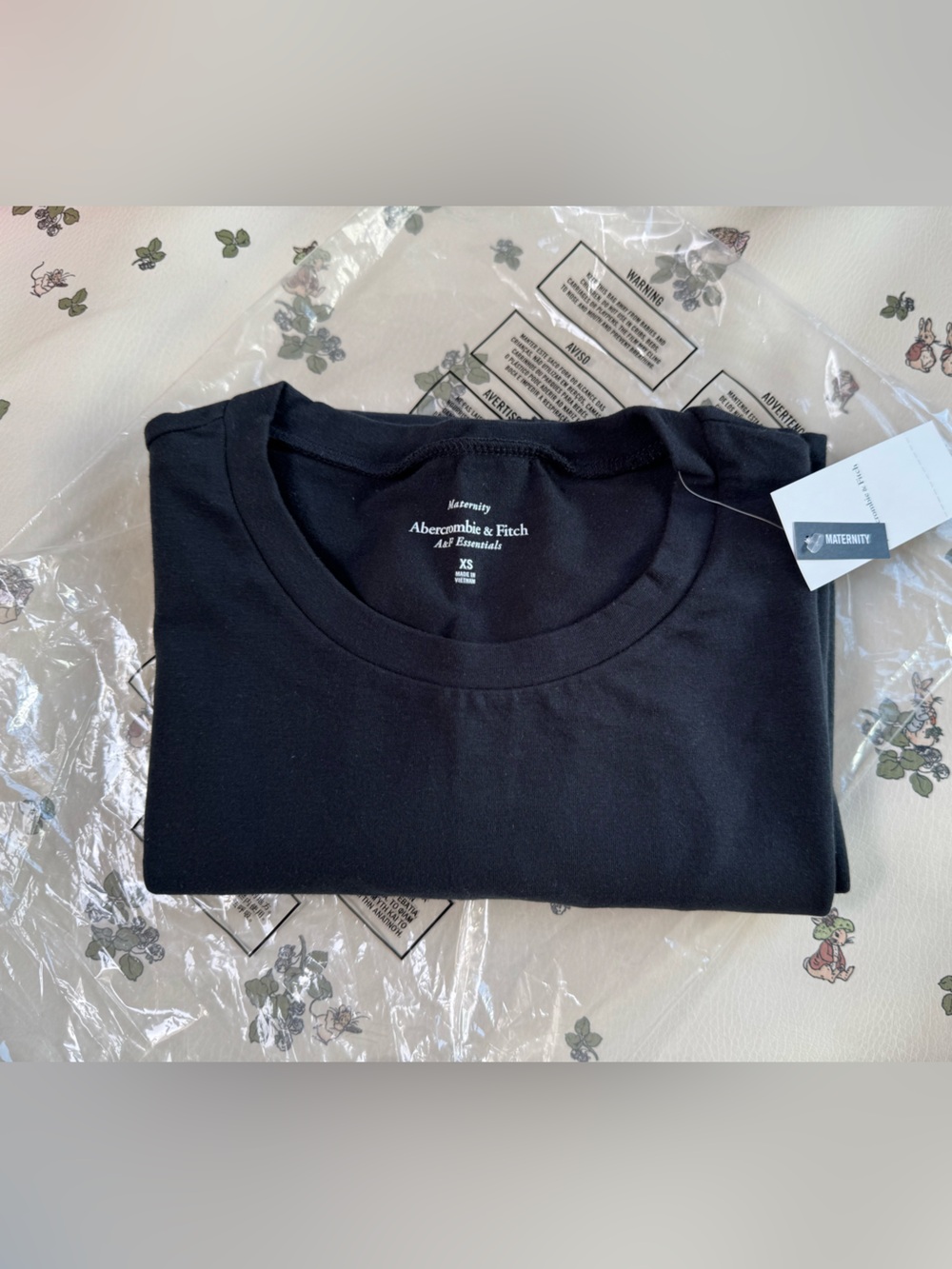 Abercrombie Maternity Seemless Tee